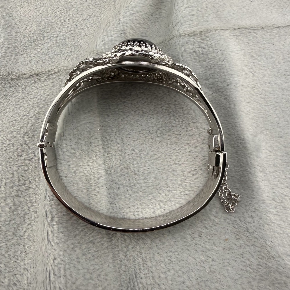 Vintage Whiting & Davis Bangle Bracelet Hematite Silver Tone 6.5 - Picture 3 of 11